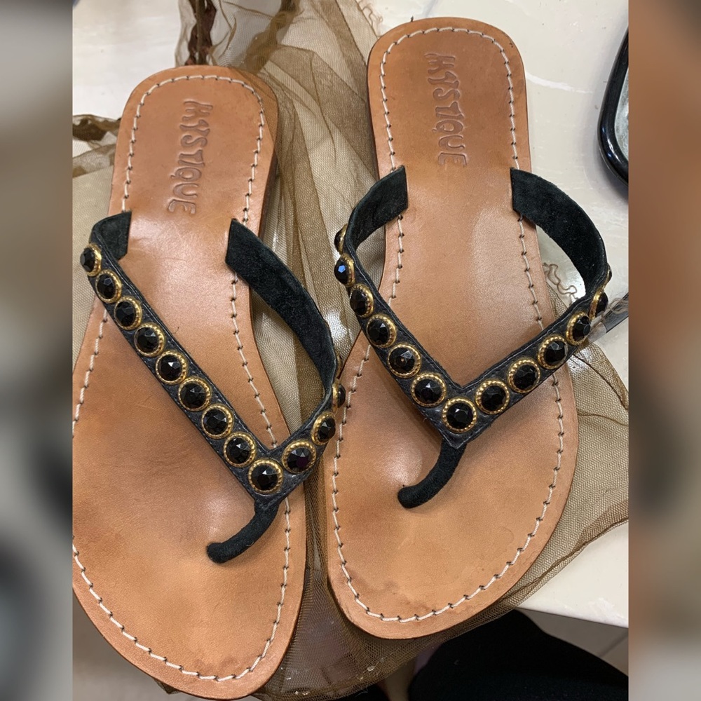 MYSTIQUE Patent Leather Thong Sandals